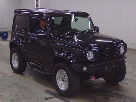 SUZUKI / JIMNY SIERRA