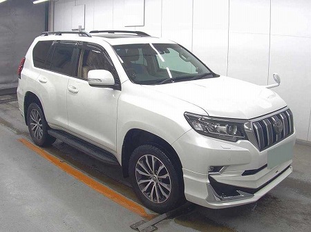 Japanese used car Ref# 1440692 TOYOTA / LAND CRUISER PRADO