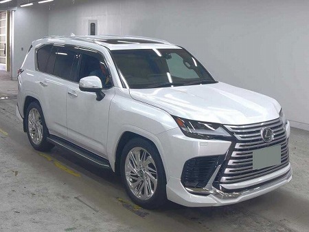 LEXUS / LX600