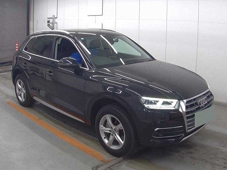 AUDI / Q5