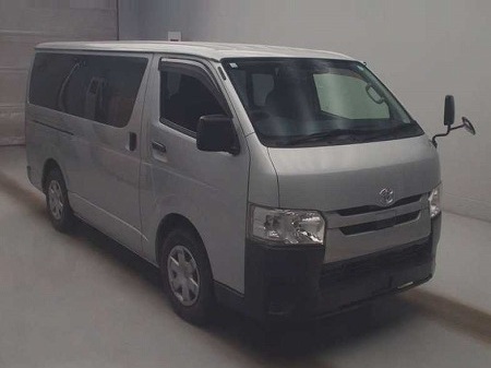 TOYOTA / HIACE