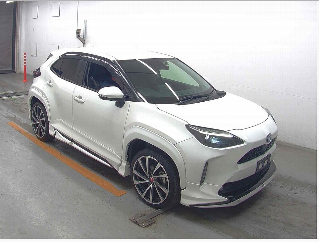 TOYOTA / YARIS CROSS