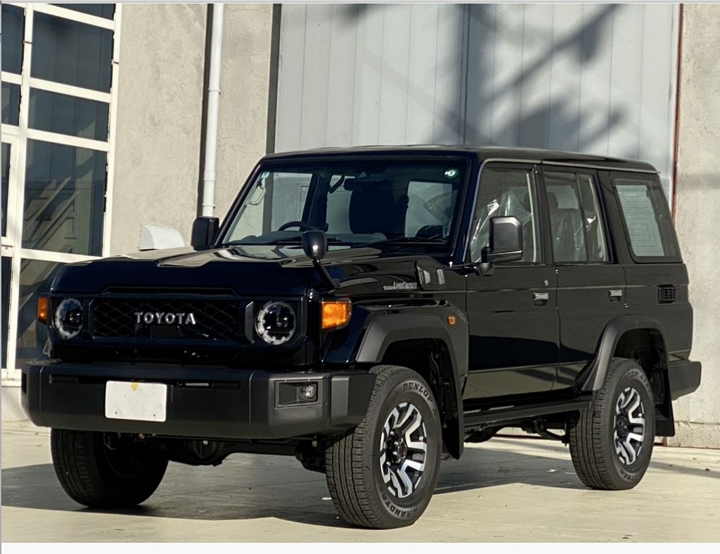 TOYOTA / LAND CRUISER 70