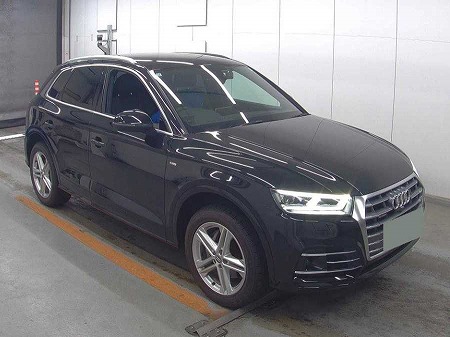 AUDI / Q5