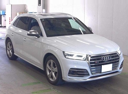 AUDI / SQ5