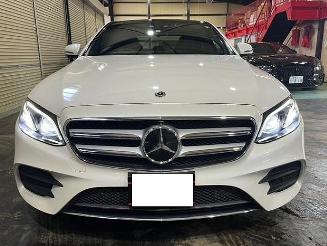 MERCEDES BENZ / E CLASS