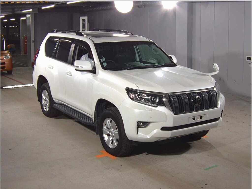 Japanese used car Ref# 1481686 TOYOTA / LAND CRUISER PRADO