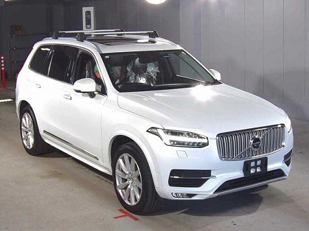 VOLVO / XC90