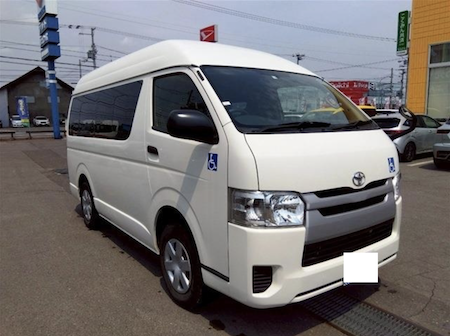 TOYOTA / HIACE