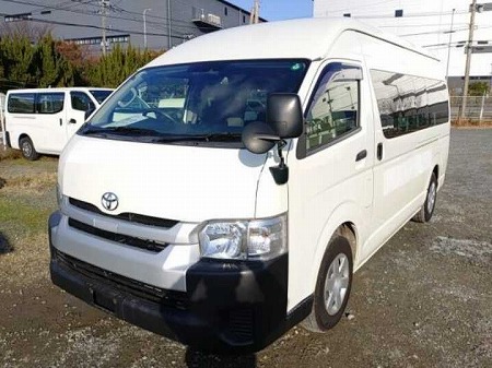 TOYOTA / HIACE COMMUTER