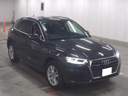 AUDI / Q5