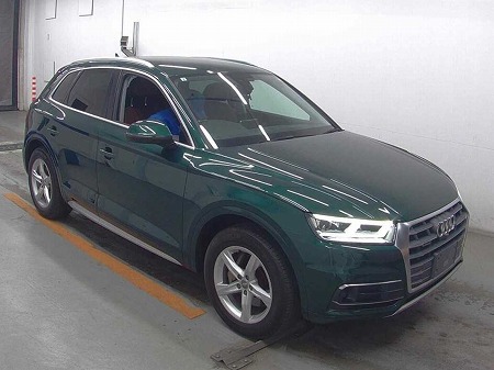 AUDI / Q5