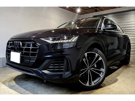 Japanese used car Ref# 1496182 AUDI / Q8