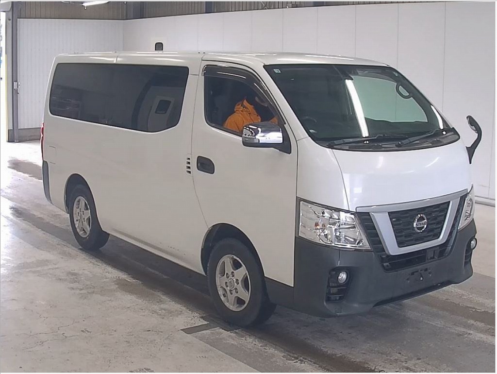 NISSAN / NV350 CARAVAN