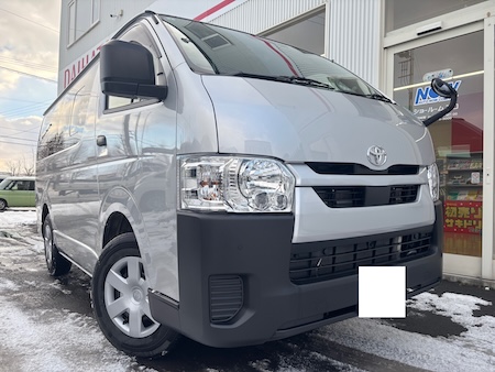 TOYOTA / HIACE