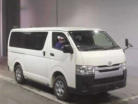 TOYOTA / HIACE