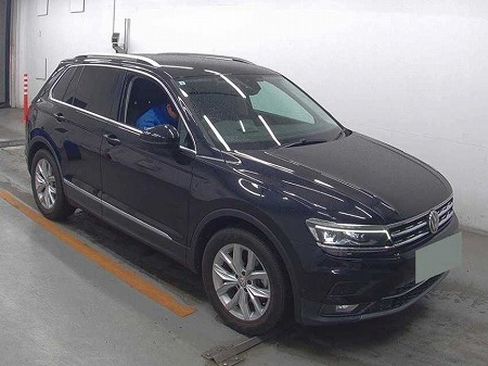 VOLKSWAGEN / TIGUAN