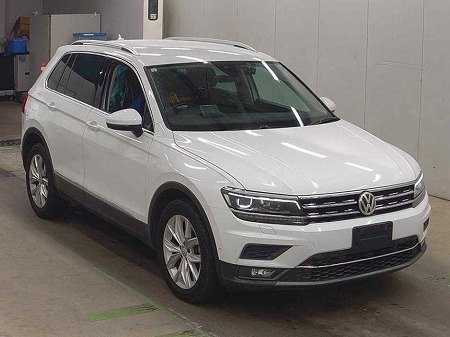 VOLKSWAGEN / TIGUAN