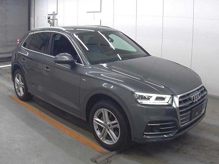 AUDI / Q5