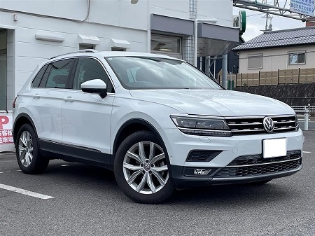 VOLKSWAGEN / TIGUAN