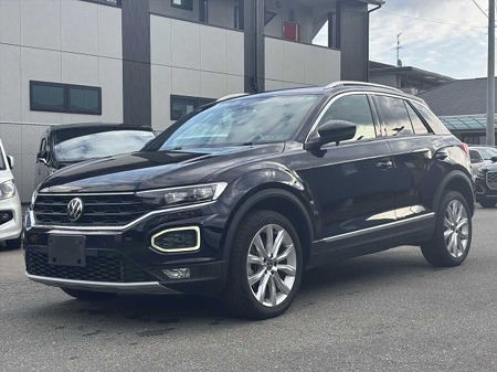 VOLKSWAGEN / T-ROC