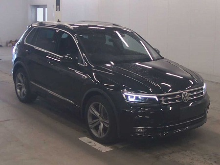 VOLKSWAGEN / TIGUAN