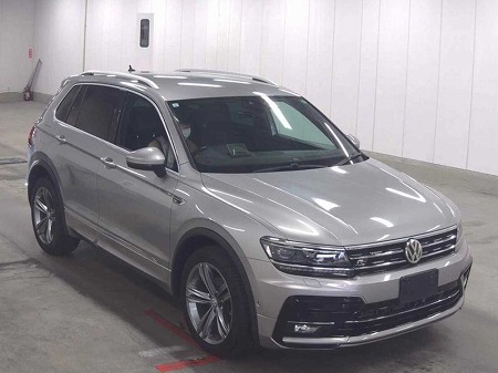VOLKSWAGEN / TIGUAN