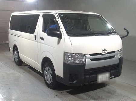 TOYOTA / HIACE
