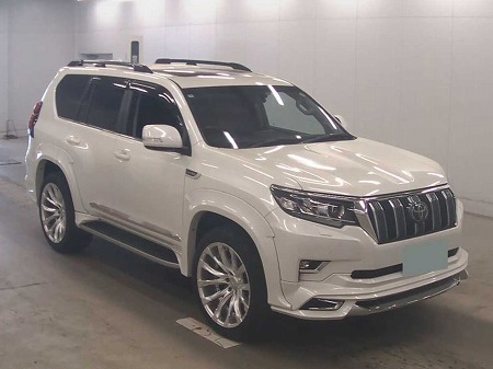 Japanese used car Ref# 1558406 TOYOTA / LAND CRUISER PRADO