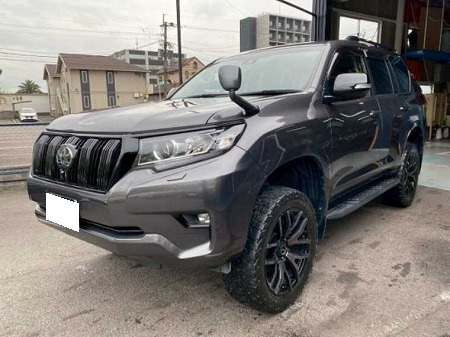 Japanese used car Ref# 1560462 TOYOTA / LAND CRUISER PRADO