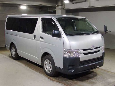 TOYOTA / HIACE
