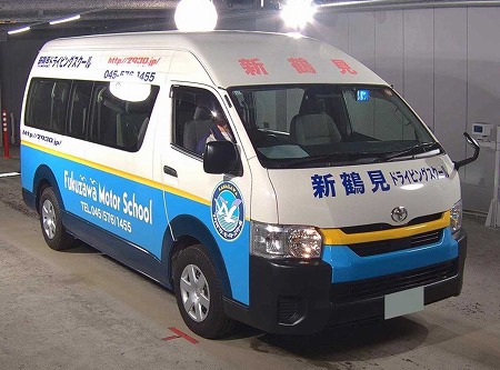 TOYOTA / HIACE COMMUTER