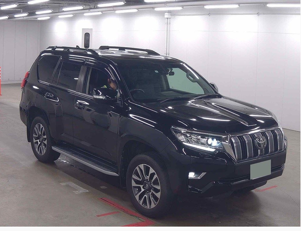 Japanese used car Ref# 1564110 TOYOTA / LAND CRUISER PRADO