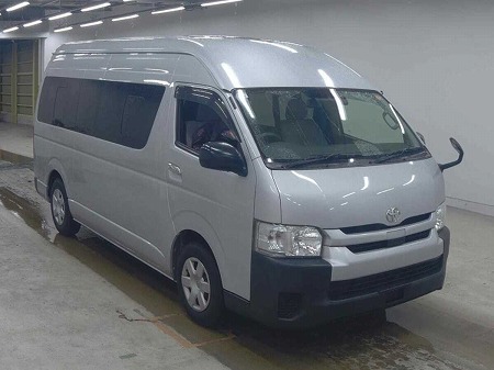 TOYOTA / HIACE COMMUTER
