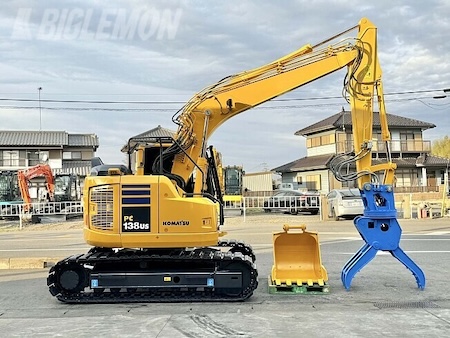 KOMATSU / HYDRAULIC EXCAVATOR