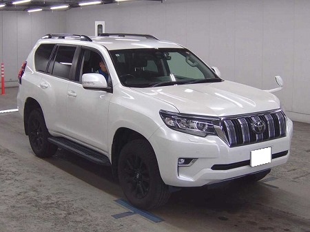 Japanese used car Ref# 1572069 TOYOTA / LAND CRUISER PRADO
