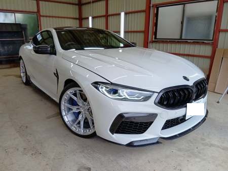 BMW / M8 COUPE