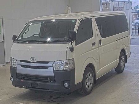 TOYOTA / HIACE