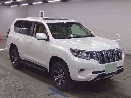 Japanese used car Ref# 1579929 TOYOTA / LAND CRUISER PRADO