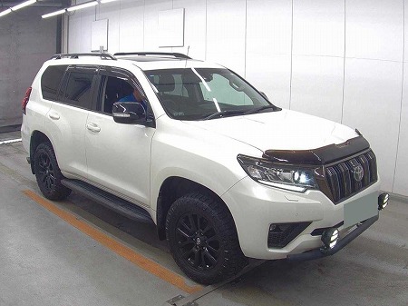 Japanese used car Ref# 1581327 TOYOTA / LAND CRUISER PRADO