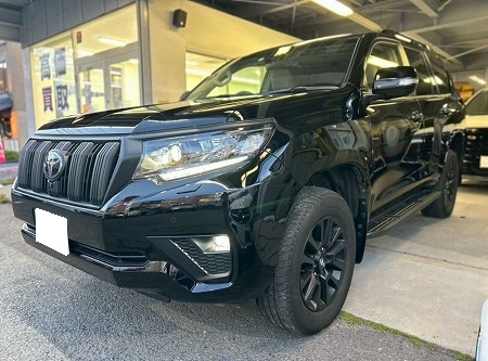 Japanese used car Ref# 1582878 TOYOTA / LAND CRUISER PRADO