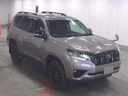 Japanese used car Ref# 1586063 TOYOTA / LAND CRUISER PRADO