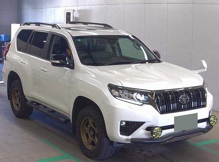 Japanese used car Ref# 1586322 TOYOTA / LAND CRUISER PRADO