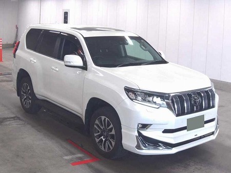 Japanese used car Ref# 1586447 TOYOTA / LAND CRUISER PRADO