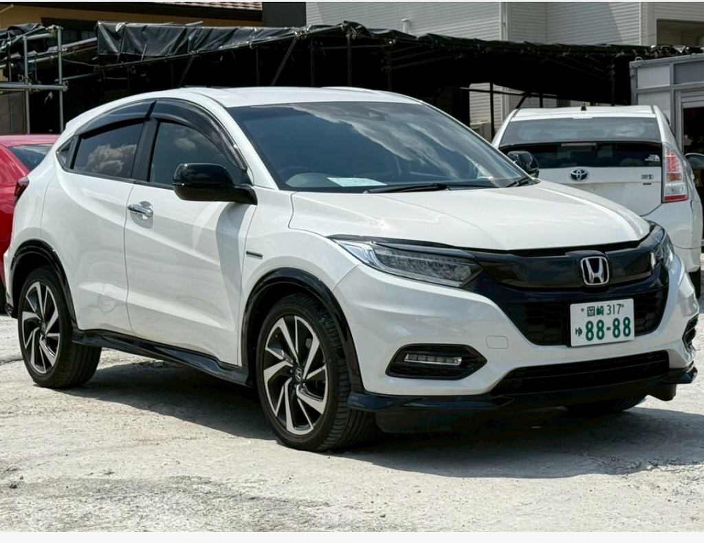 Japanese used car Ref# 1587889 HONDA / VEZEL