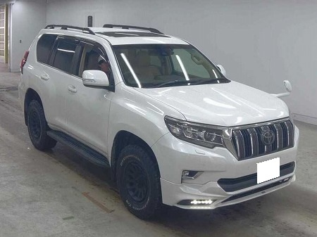 Japanese used car Ref# 1599876 TOYOTA / LAND CRUISER PRADO