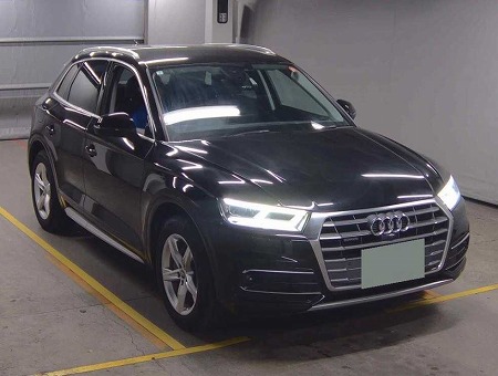 AUDI / Q5