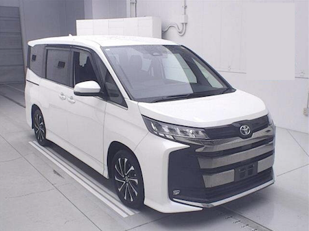 TOYOTA / NOAH