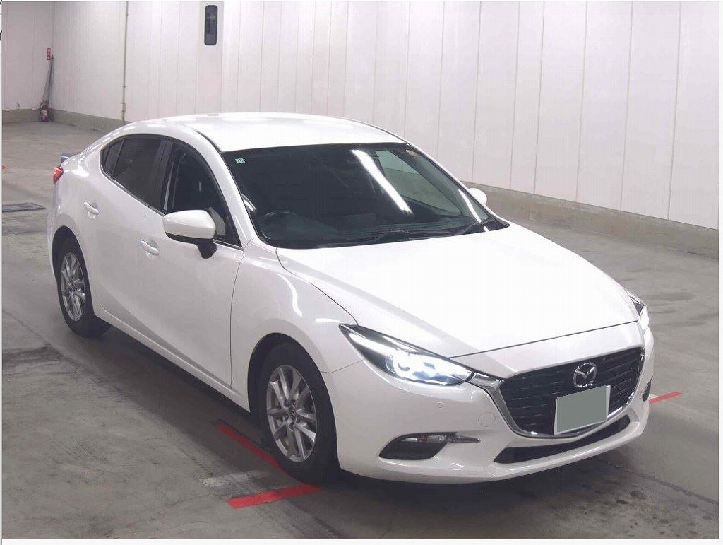 MAZDA / AXELA