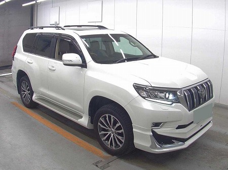 Japanese used car Ref# 1607732 TOYOTA / LAND CRUISER PRADO